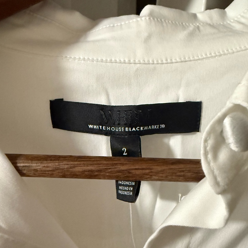 White House Black Market Ivory Blouse - Picture 3 of 4